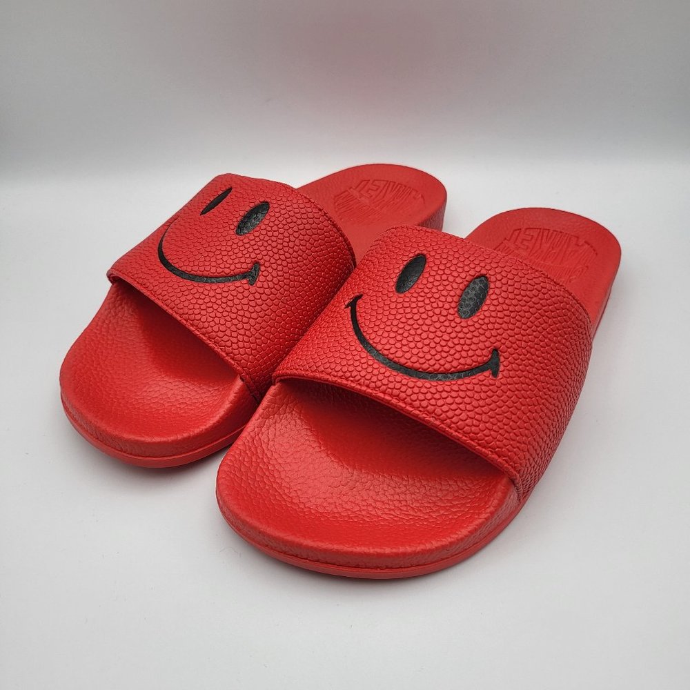 NEW Size 6Y / 7W Chinatown Market Smiley Slides in Red/Black